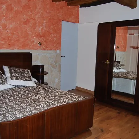Bed & Breakfast Les Goullans Grazac (Tarn)